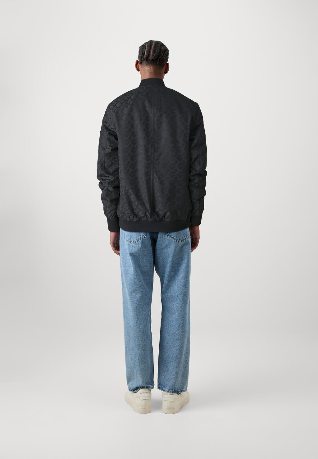 

Куртка-бомбер JACKET Guess, черный