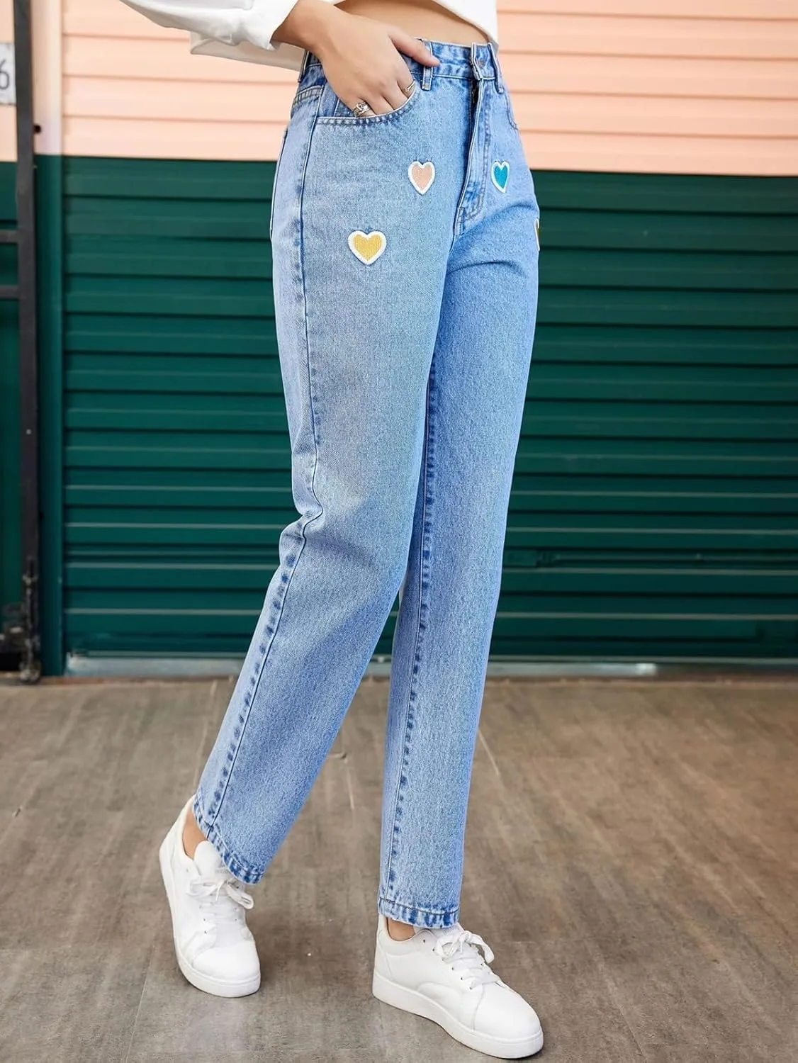 Прямые джинсы женские Loose Fit Wide Leg с принтом в виде сердца — фото 3