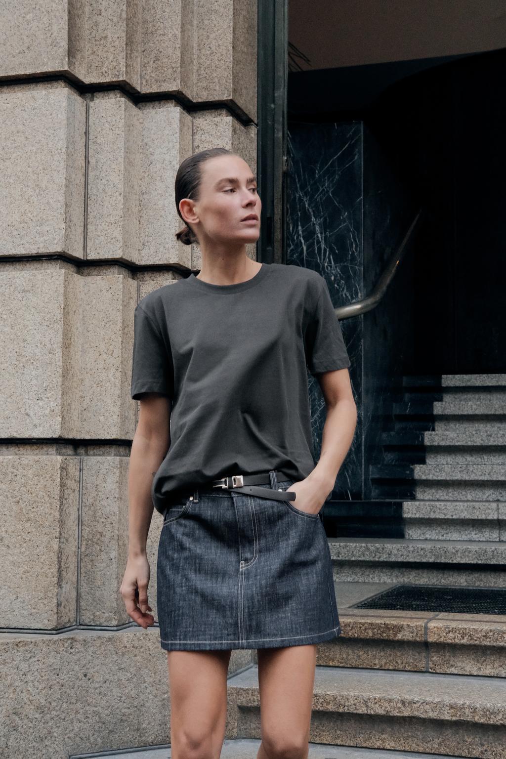 

Хлопчатобумажная футболка с ферментативной стиркой ZARA, цвет Charcoal
