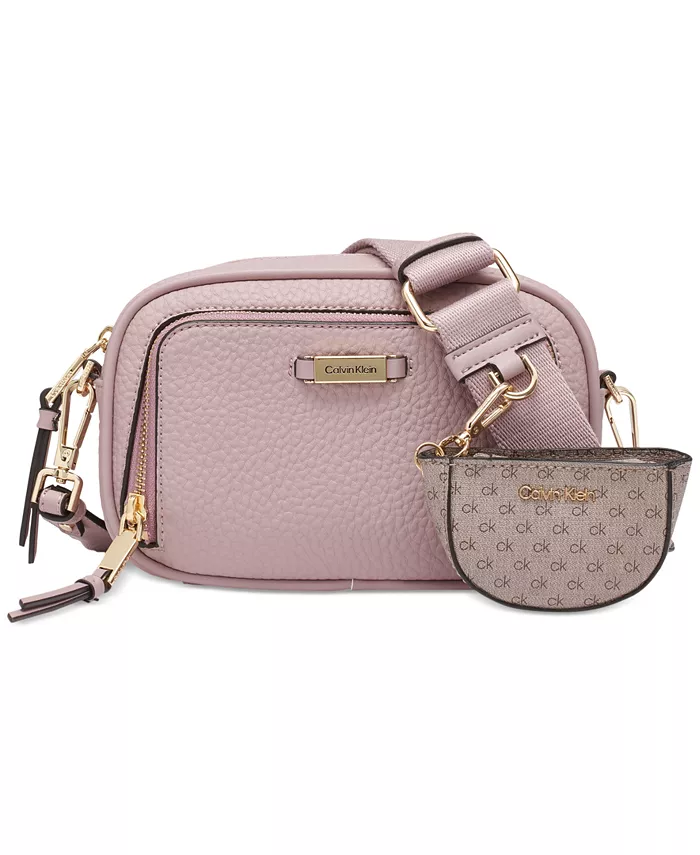

Сумка для фотоаппарата Zulle Top Zipper с фирменной подвеской Calvin Klein, розовый