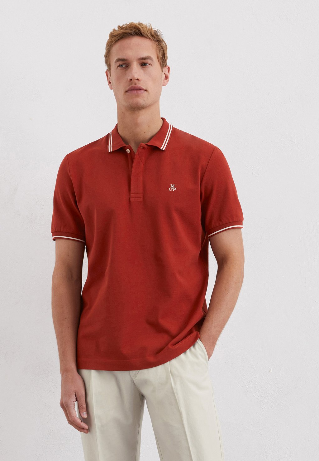 

Рубашка поло SHORT SLEEVE TIPPING ON FLAT COLLAR Marc O'Polo, темно-красный