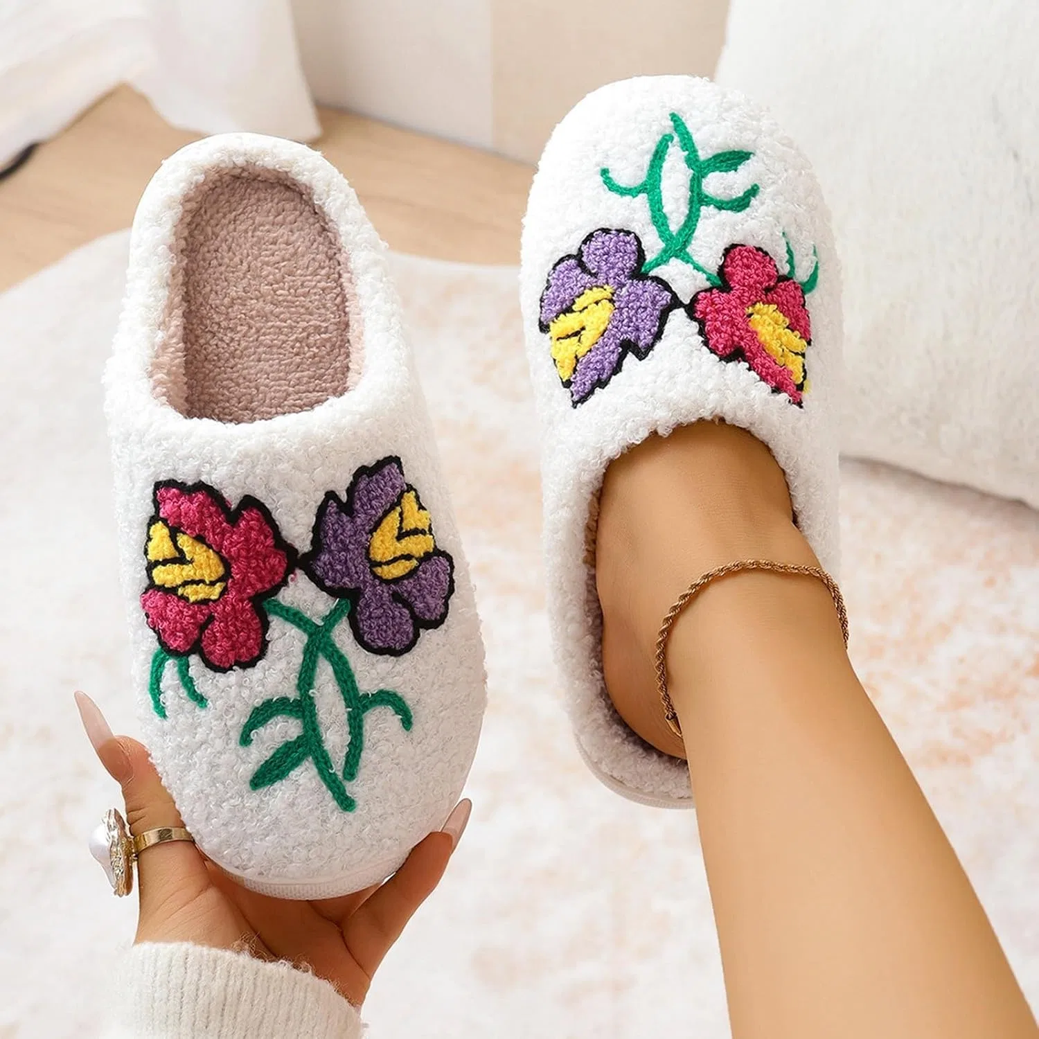 Generisch Hausschuhe Damen Herren Winter Plüsch Pantoffeln Rutschfeste Unisex Warm Hausschlappen Filzpantoffeln Frauen Bequeme Тапочки Ultraweiche Flauschige Hauspantoffeln Warme Schlappen, Weiß 6 — фото 4