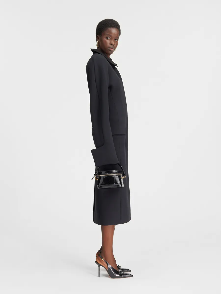 

Приталенное пальто Ле манто Овало Jacquemus, черный