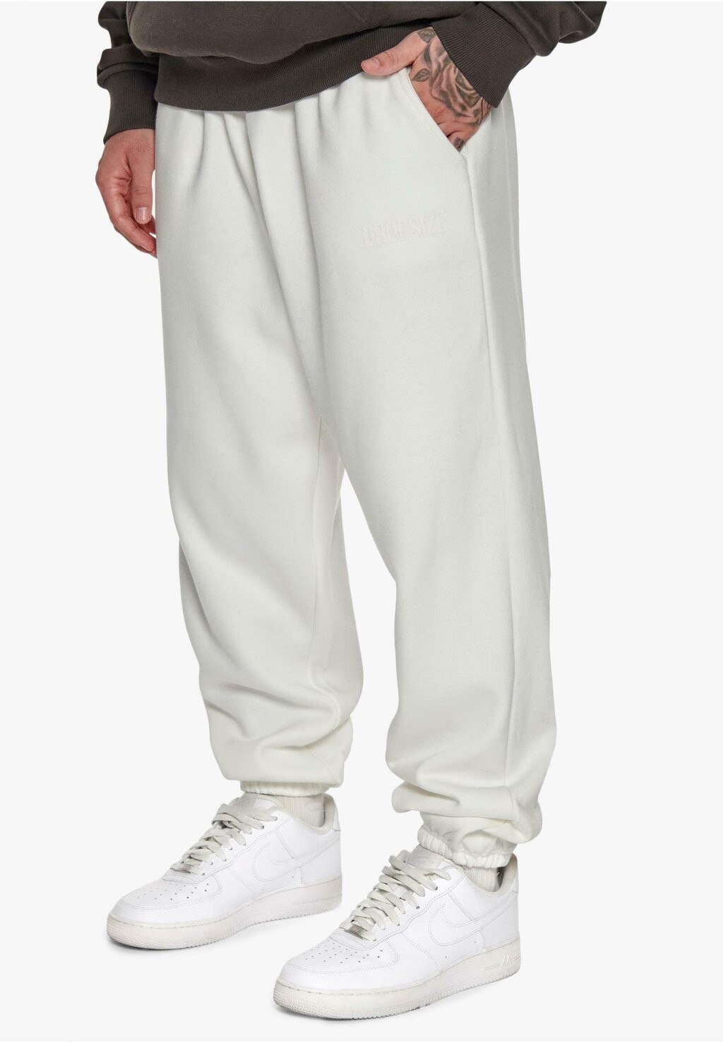 

Брюки для бега HEAVY LOOSE FIT JOGGER Dropsize, цвет cream white