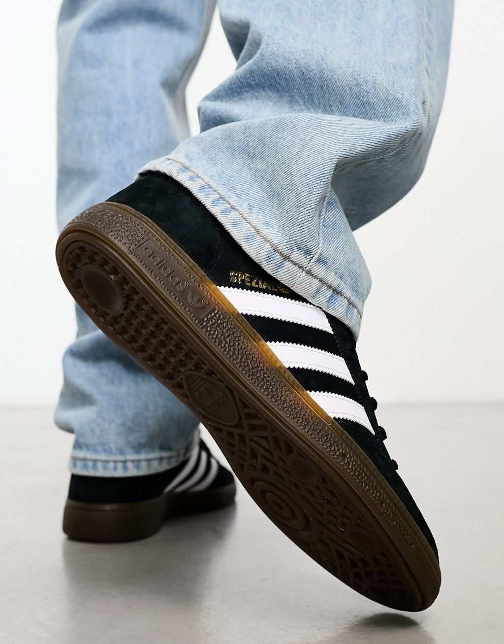 Черные кроссовки на резиновой подошве adidas Originals Handball Spezial — фото 2