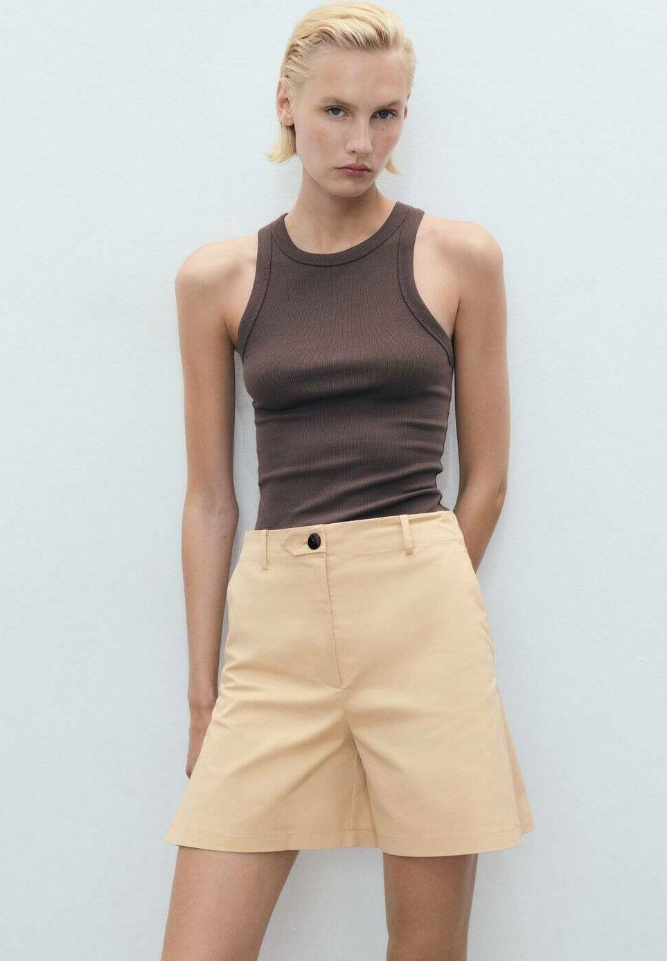 

Шорты STRAIGHT PLEAT Mango, коричневый