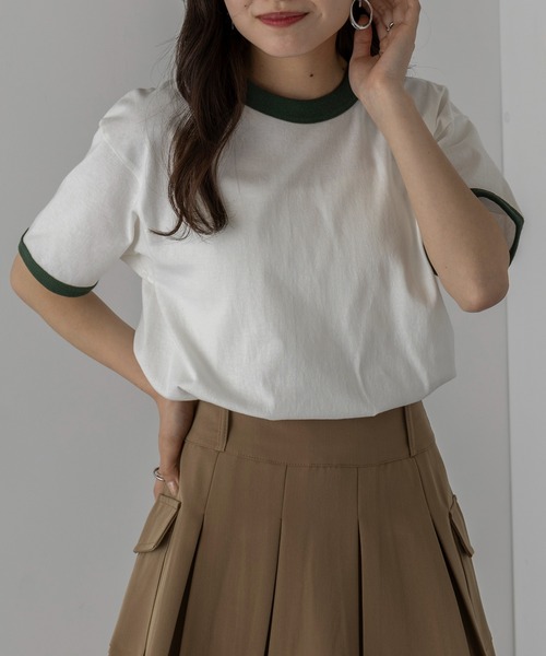 

Футболка с контрастной отделкой и вышивкой крестиком College Ringer OE1121 CROSS & STITCH, белый