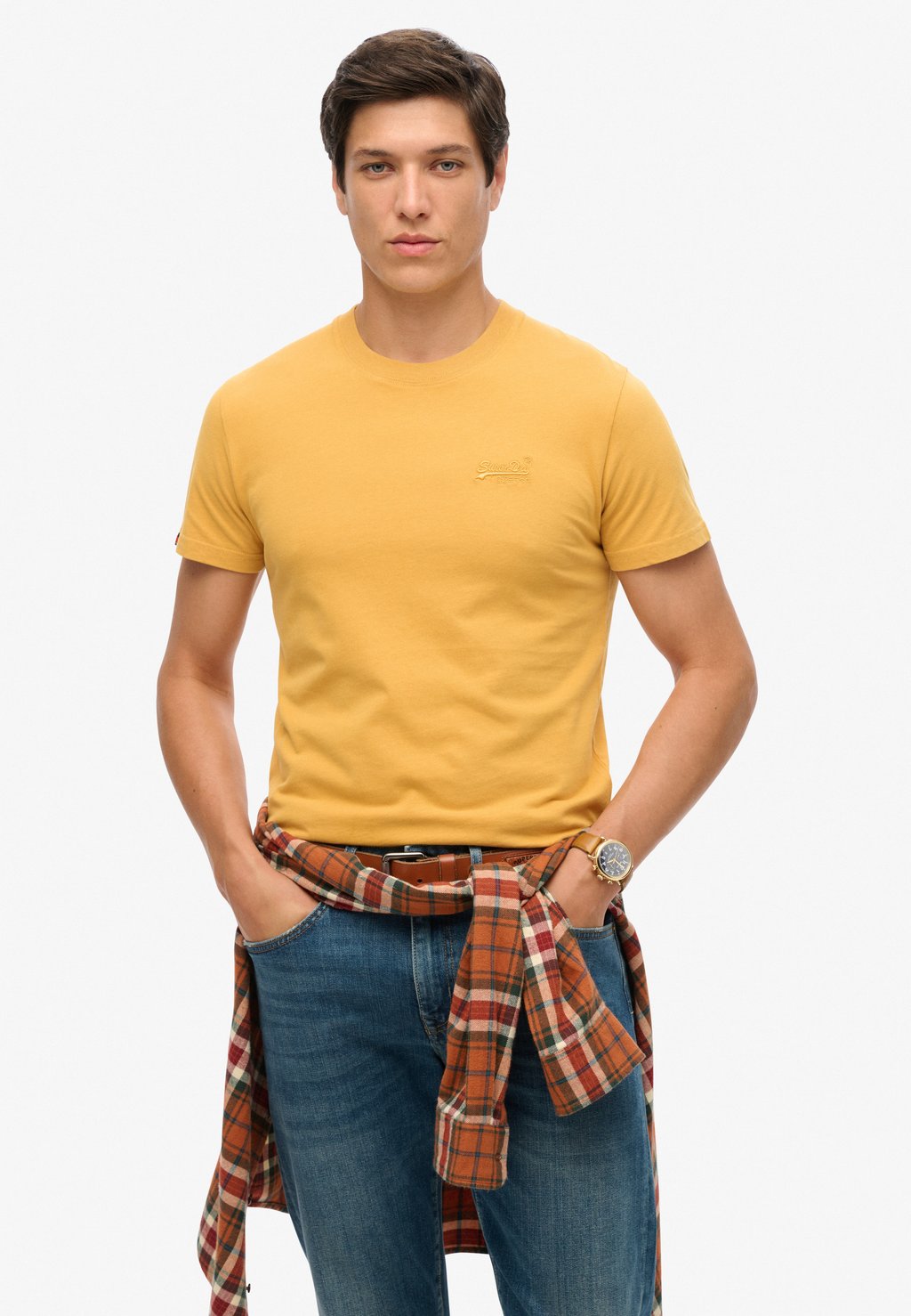 

Базовая футболка ESSENTIAL LOGO EMBROIDERED Superdry, желтый