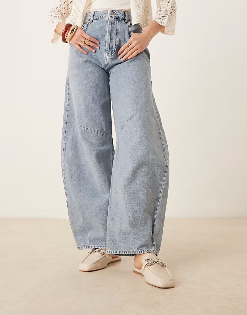 Широкие мозаичные мюли ASOS DESIGN на плоской подошве из ткани цвета «кремовый» ASOS DESIGN Wide Fit — фото 2