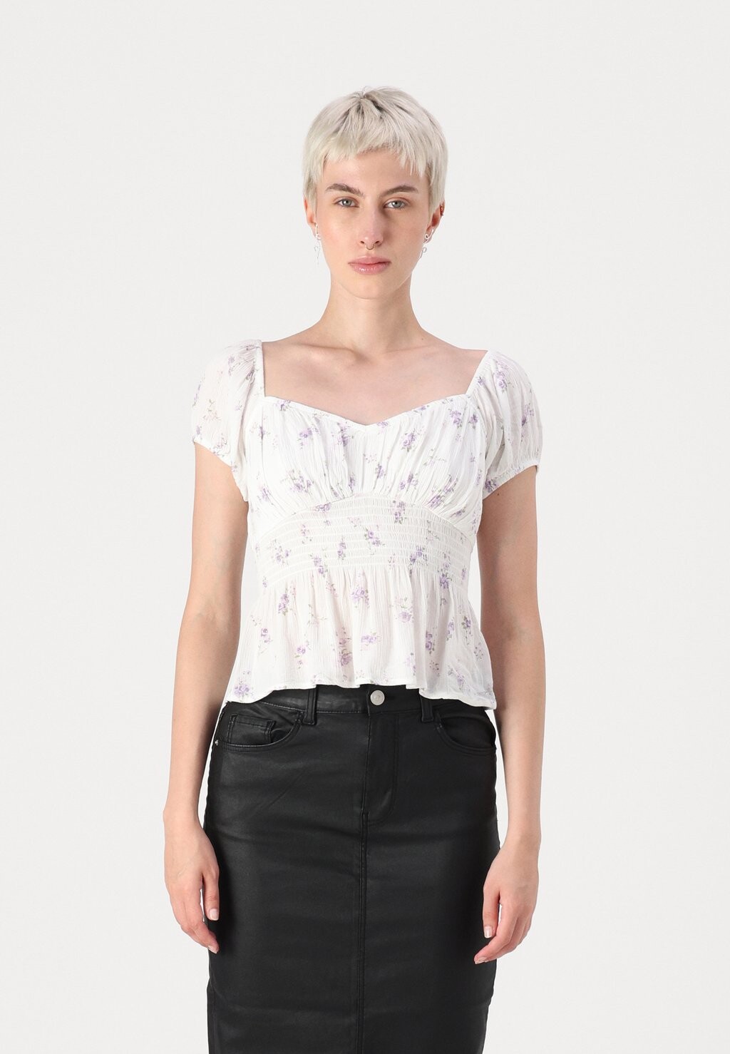 

Футболка с принтом SMOCKED WAIST PEPLUM Hollister Co., синий