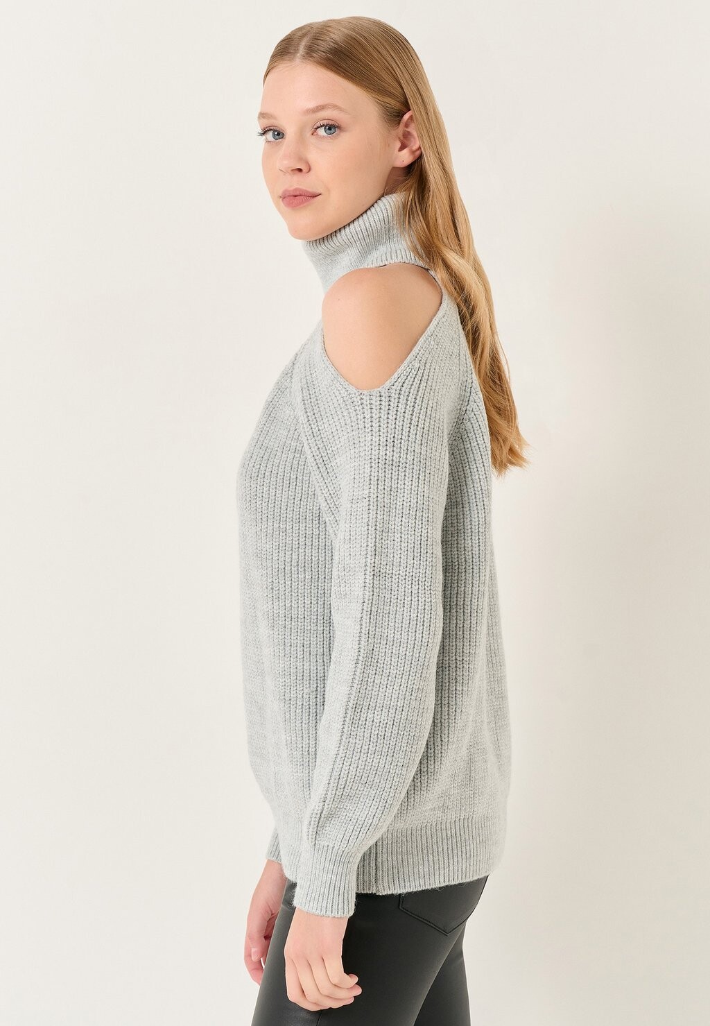 

Джемпер TURTLENECK Jimmy Key, серый