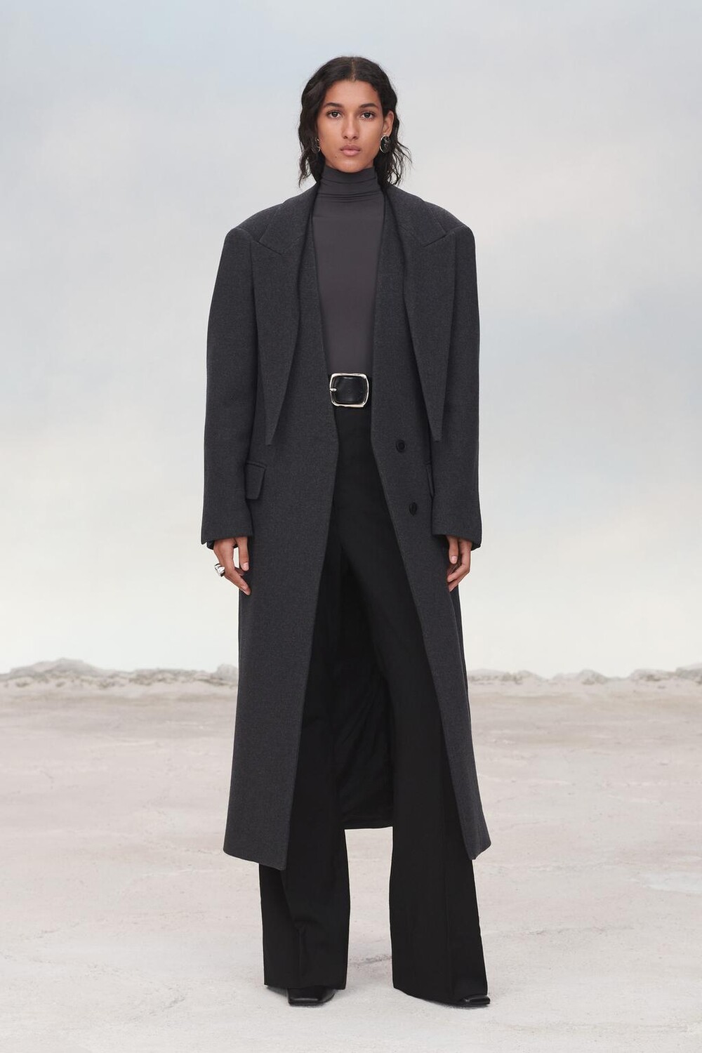 

Длинное пальто оверсайз ZARA, средний-серый