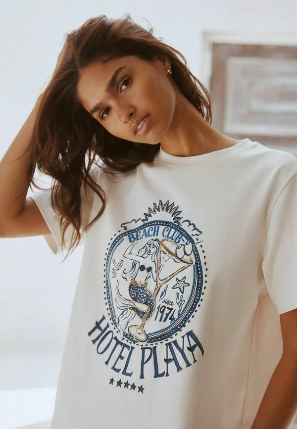 

Футболка с коротким рукавом и круглым вырезом, с принтом Next, White Blue Mermaid Embroidered Graphic, Белый, Футболка с коротким рукавом и круглым вырезом, с принтом Next, White Blue Mermaid Embroidered Graphic