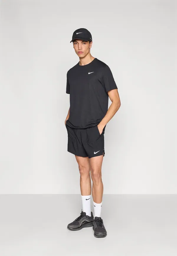 Шорты спортивные Nike Performance Stride, черный/отражающий серебристый — фото 2