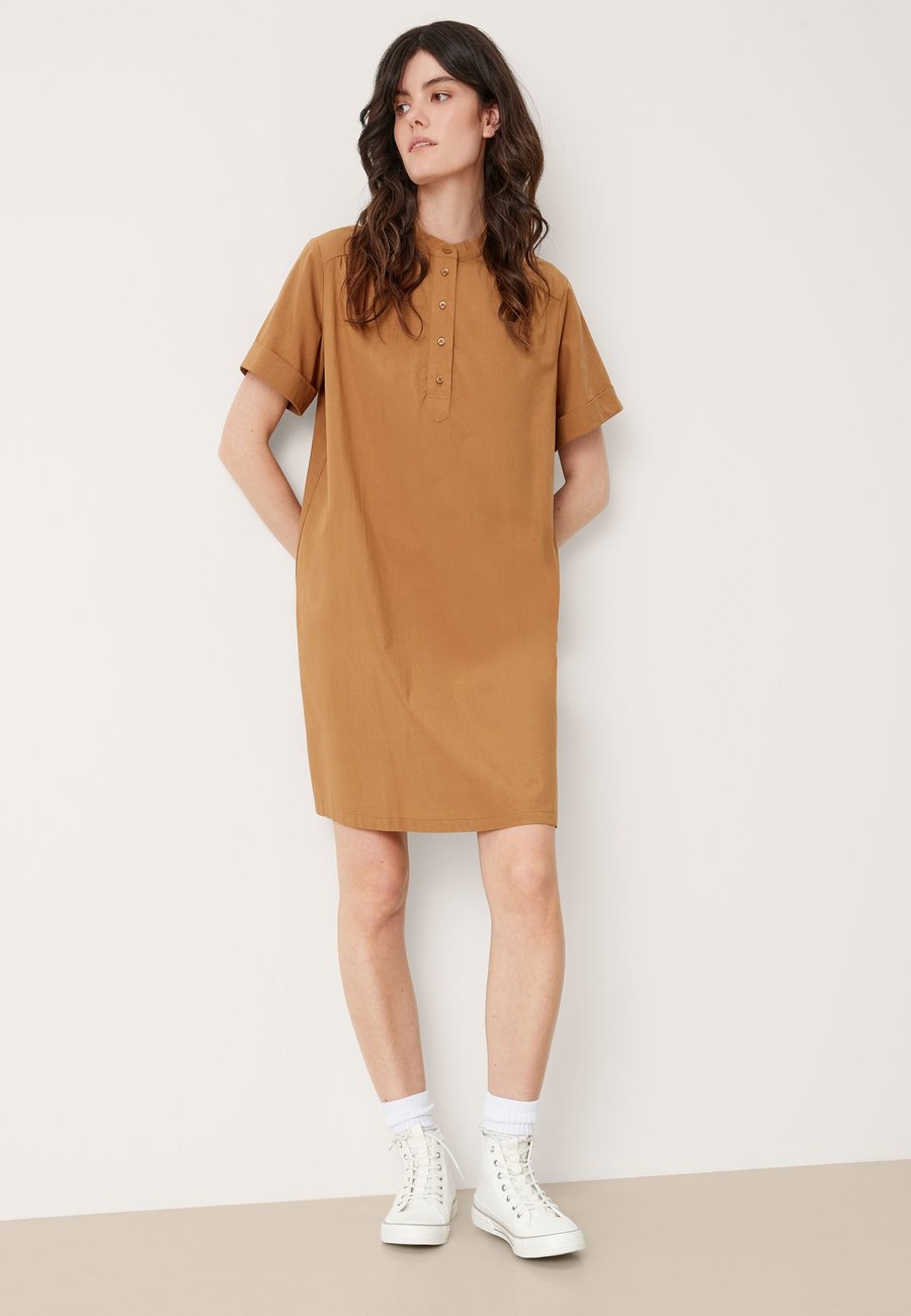 

Платье s.Oliver Shirt dress, Sandstein/Beige