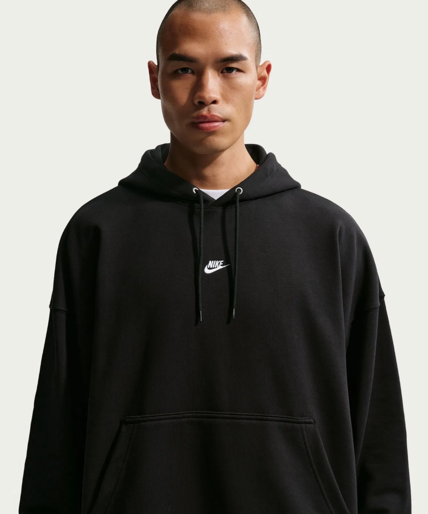 Мужская толстовка Nike Sportswear Club Oversized из французского махрового трикотажа IF0746-010, черная.