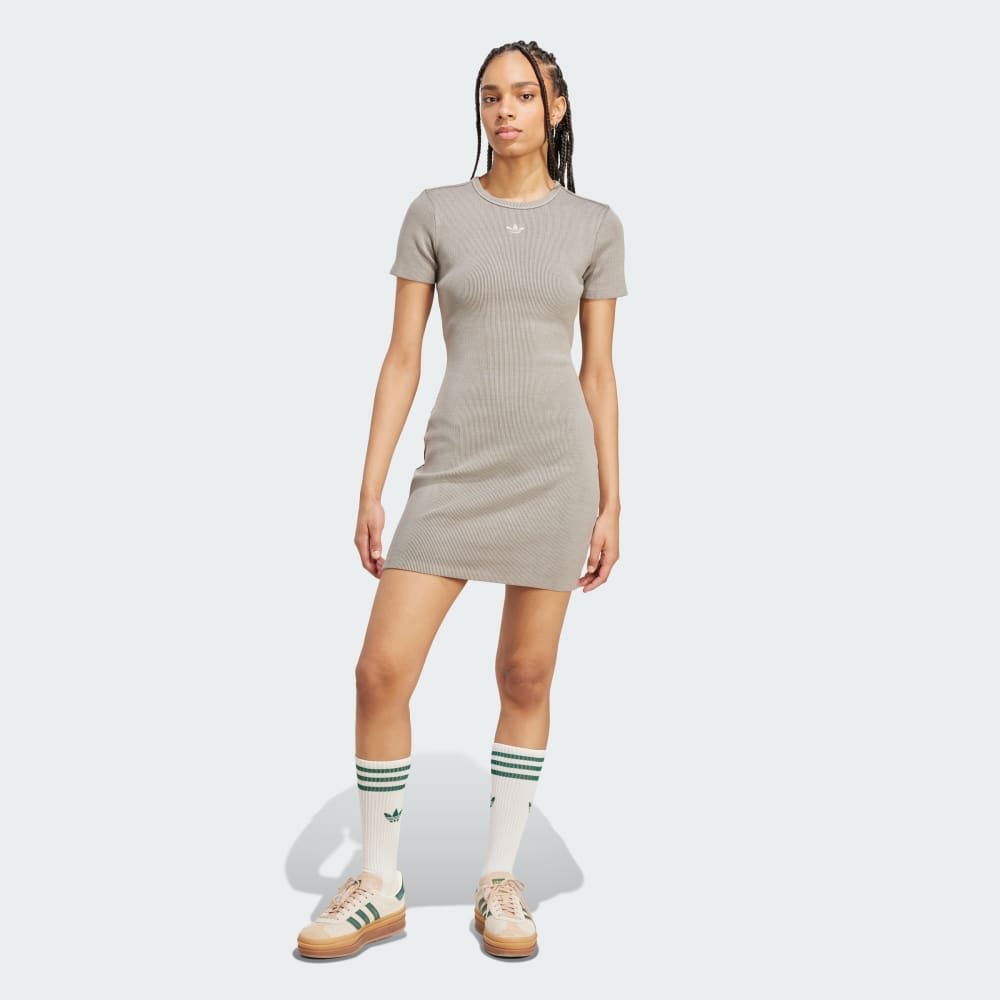 

Платье Adidas Essentials Short Sleeve Dress Washed, цвет Silver Pebble