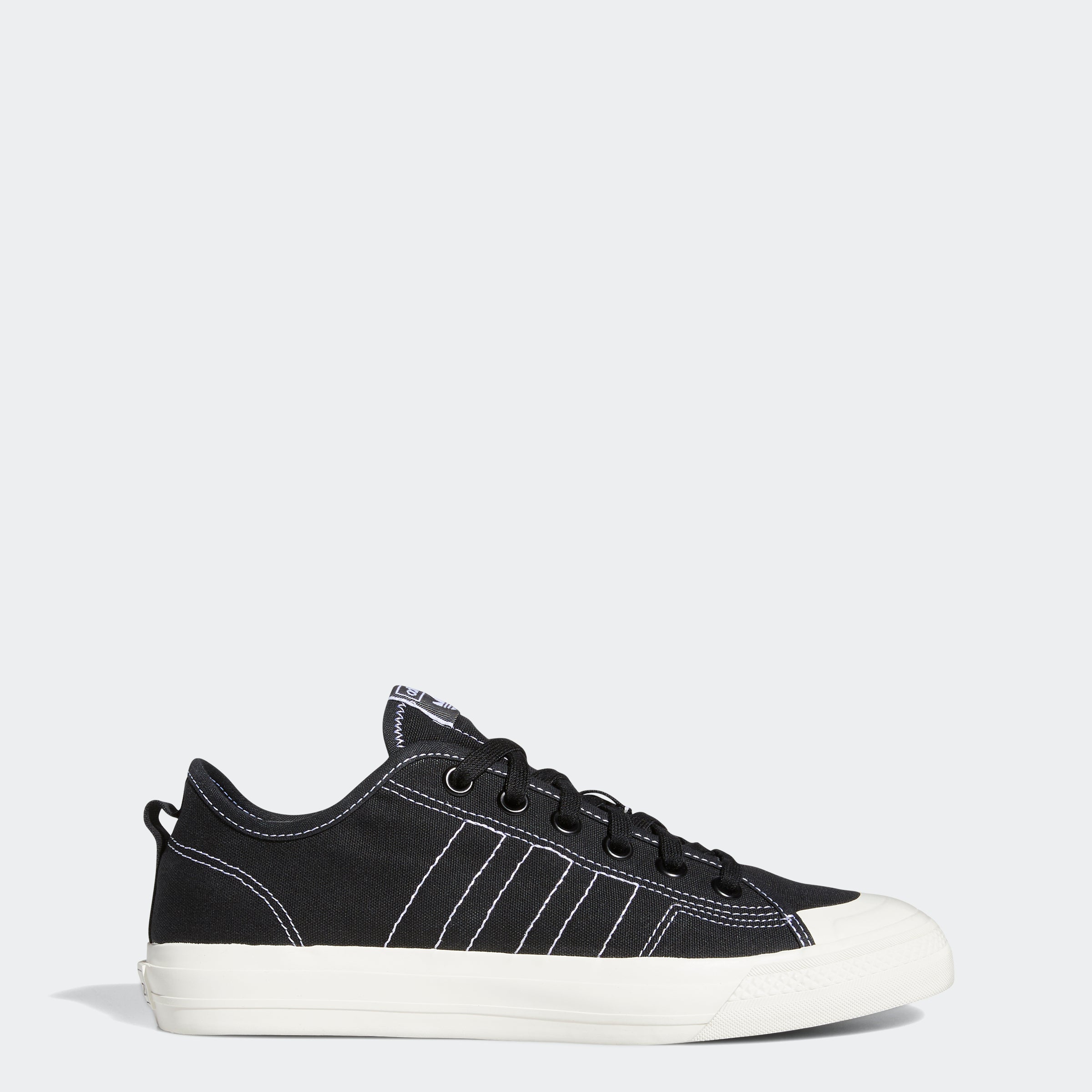 

Мужские кеды adidas, цвет core black / cloud white / off white