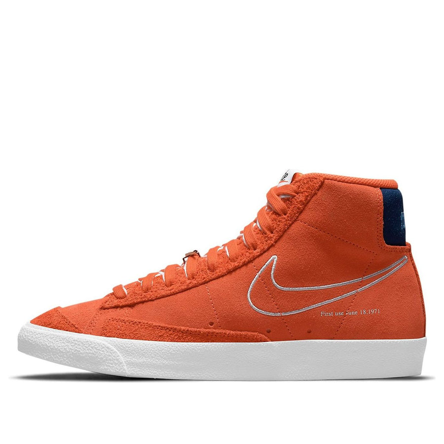 

Кроссовки Nike Blazer Mid '77 'First Use - Orange', оранжевый