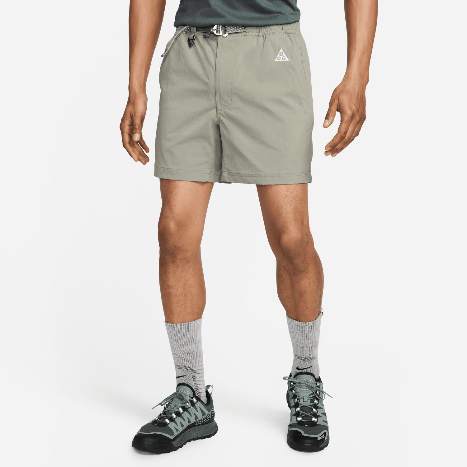 

Мужские шорты Acg Hiking в цвете Dark Stucco/Summit White Nike