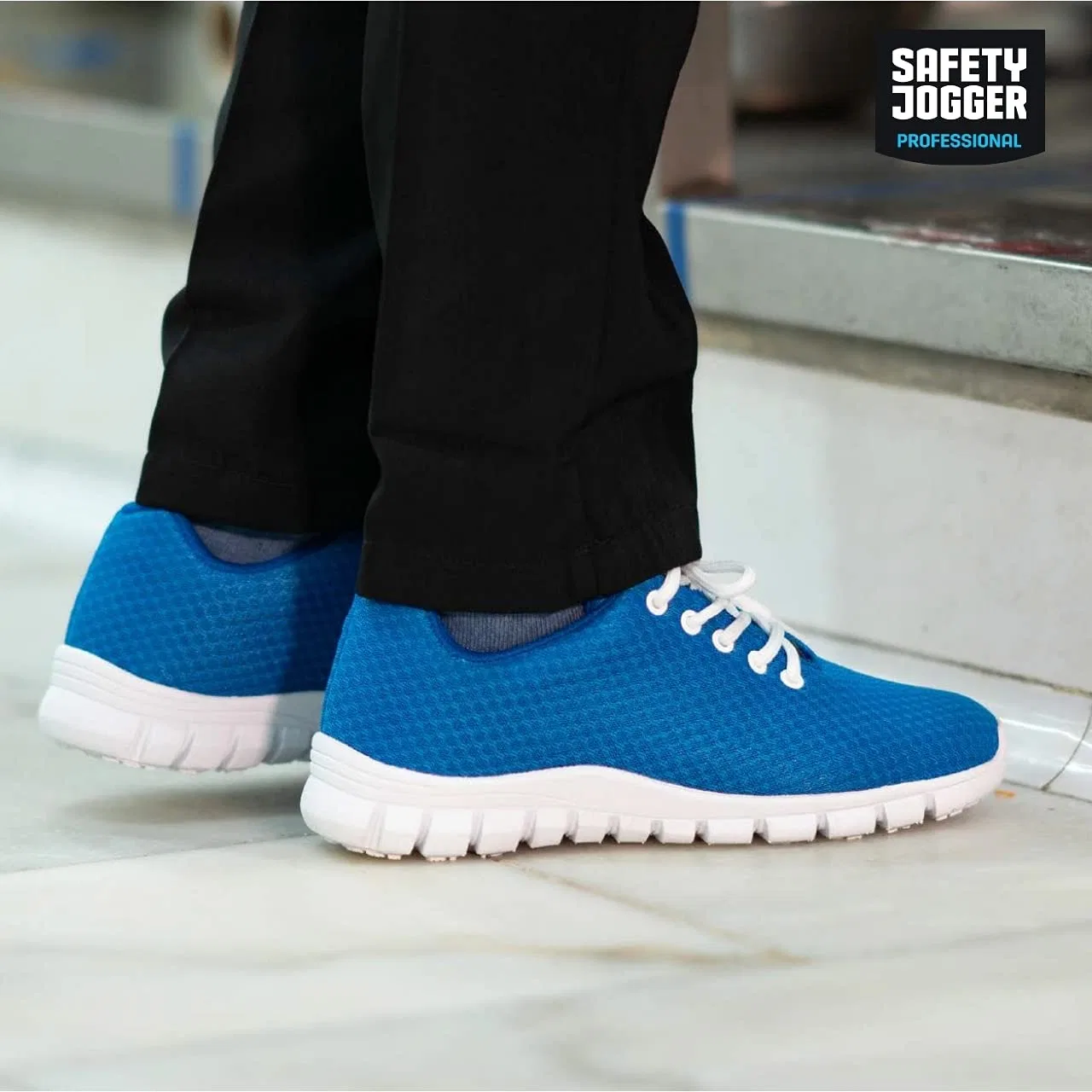 Легкие рабочие ботинки SAFETY JOGGER для мужчин и женщин - Kassie - Нескользящая защитная обувь, идеально подходит для работы в учреждениях по уходу за больными, больницах, предприятиях общественного питания или уборке, размер EU 39, синий — фото 3