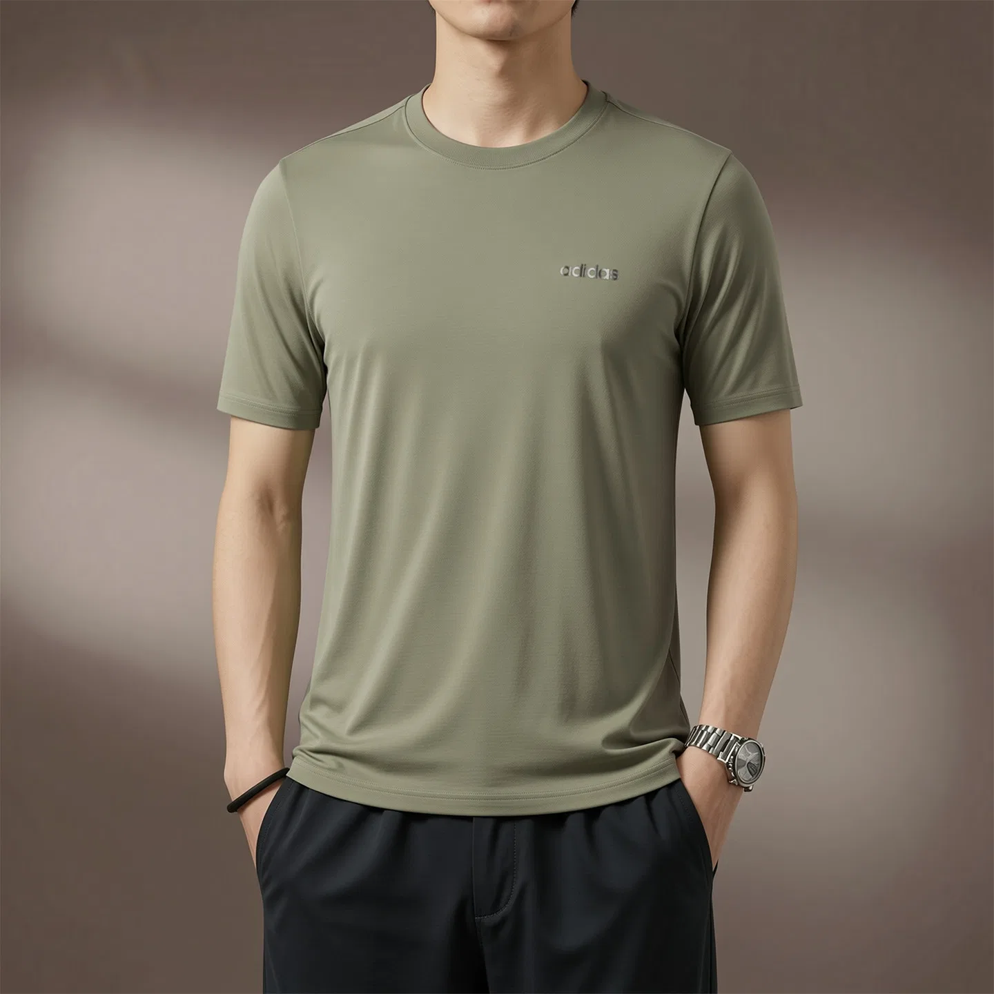 Футболка Adidas с круглым вырезом оливково-зеленая — фото 4