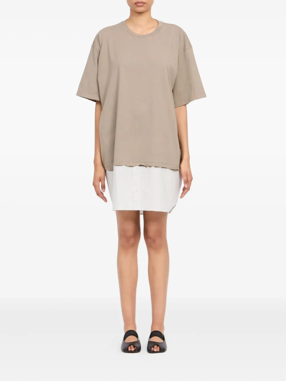 Короткое платье-футболка с полосатой вставкой MM6 Maison Margiela, бежевый — фото 2