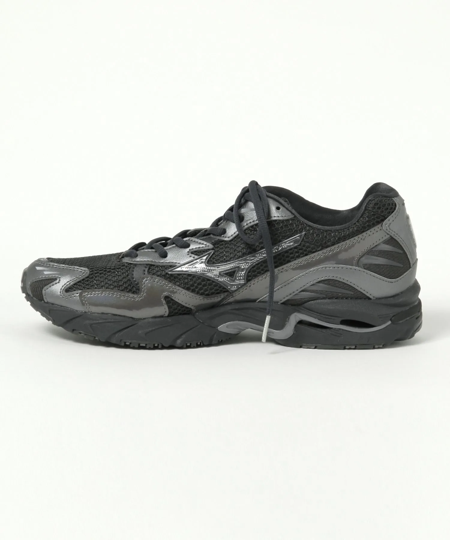 Мужские кроссовки с технологией WAVE MIZUNO WAVE RIDER 10 светлосерые — фото 2