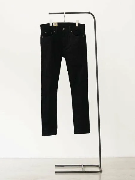 Джинсы узкие 510 черного цвета Levi's, Blacks — фото 4