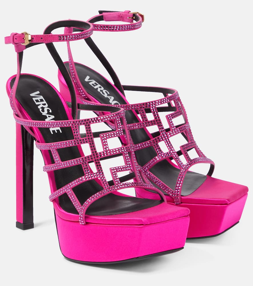 Греческий украшенный лабиринтом сандалий Versace, Glossy Pink-Oro Versace