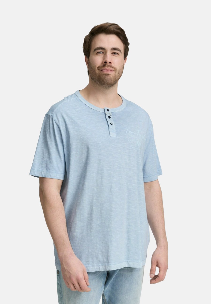

Футболка TOM TAILOR PLUS SIZE HENLEY , Light Powder Blue/Light Blue
