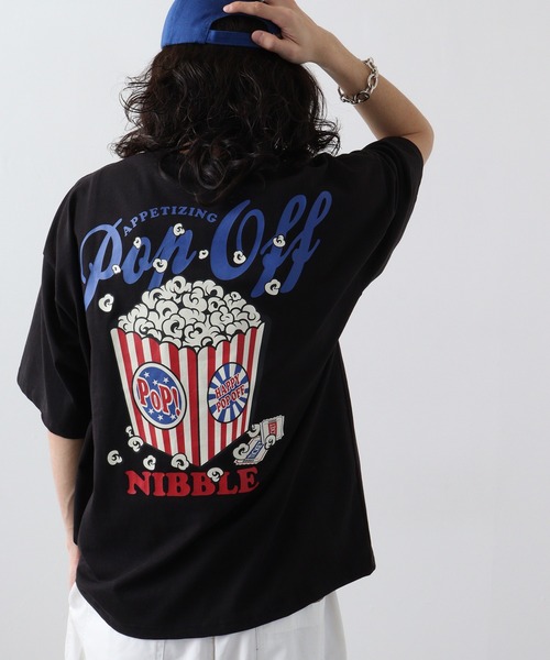 

Футболка с короткими рукавами, свободного кроя, с вышивкой, принтом на спине и карманом, из плотной ткани FUNALIVE, черный