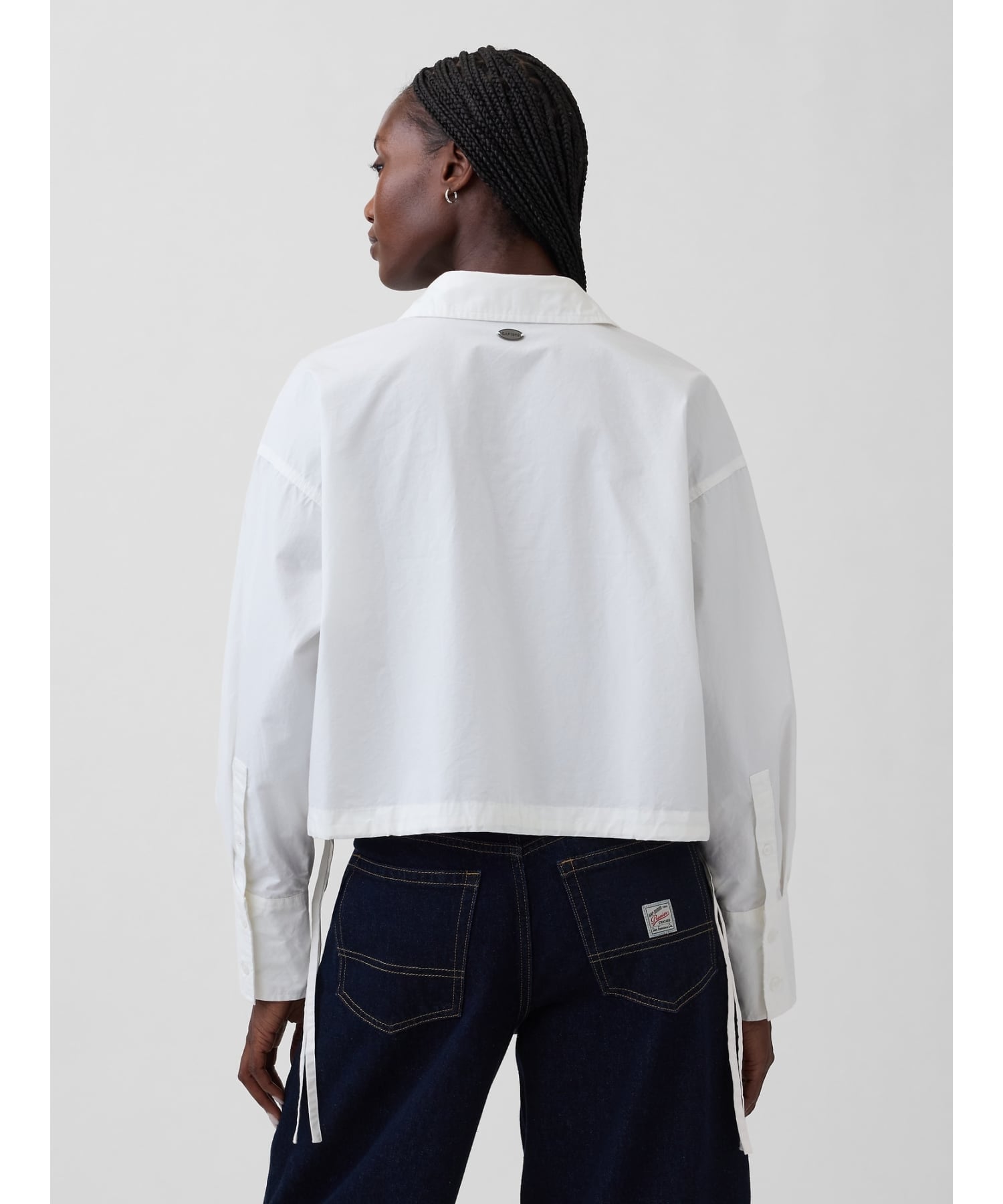 (W) Укороченная рубашка оверсайз из поплина с ленточным краем GAP, OPTIC_WHITE — фото 3