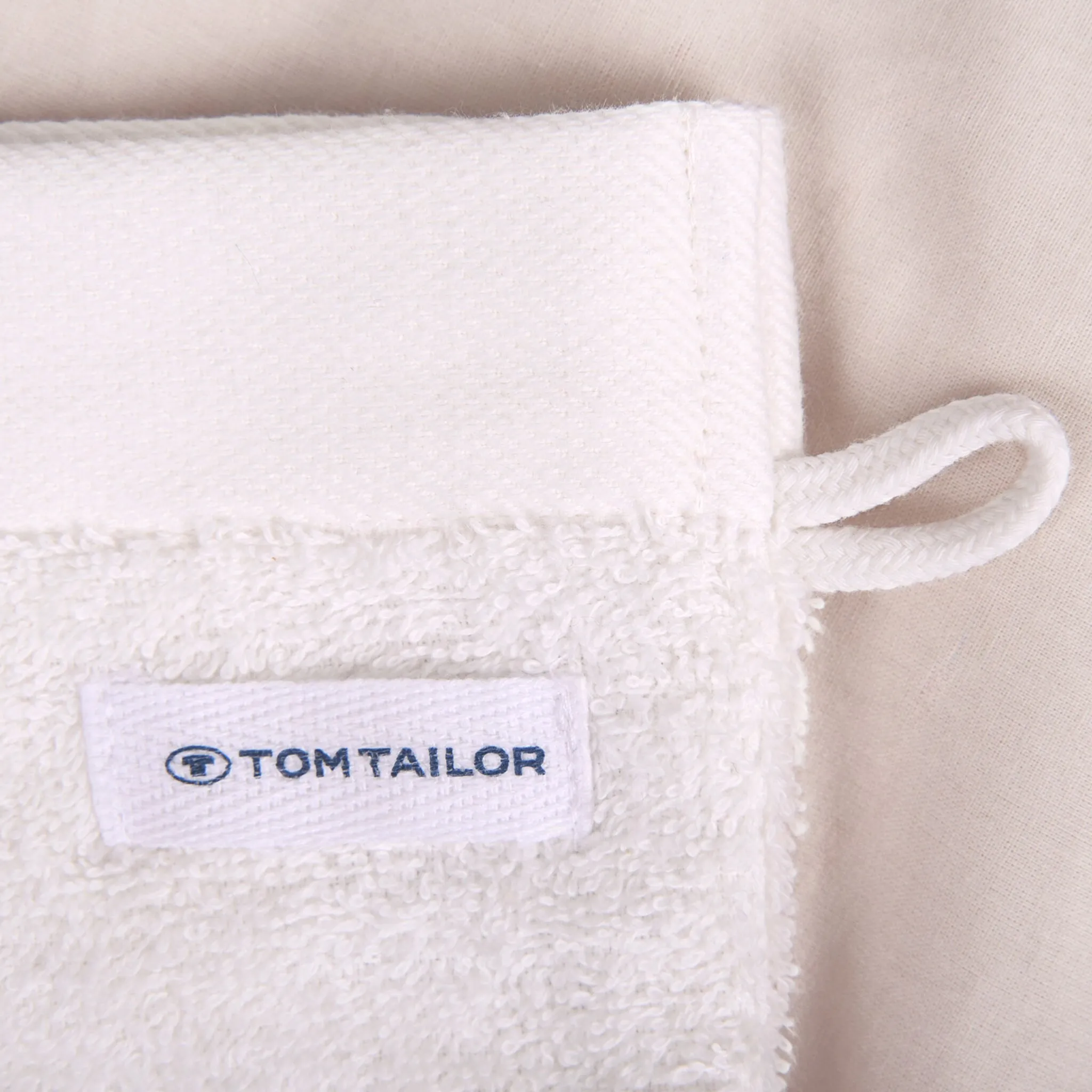 TOM TAILOR HOME Рукавица для мытья «COLOR BATH Рукавица» (6 шт., набор из 6 рукавиц для мытья 16 х 21 см), цвет Crisp White — фото 3