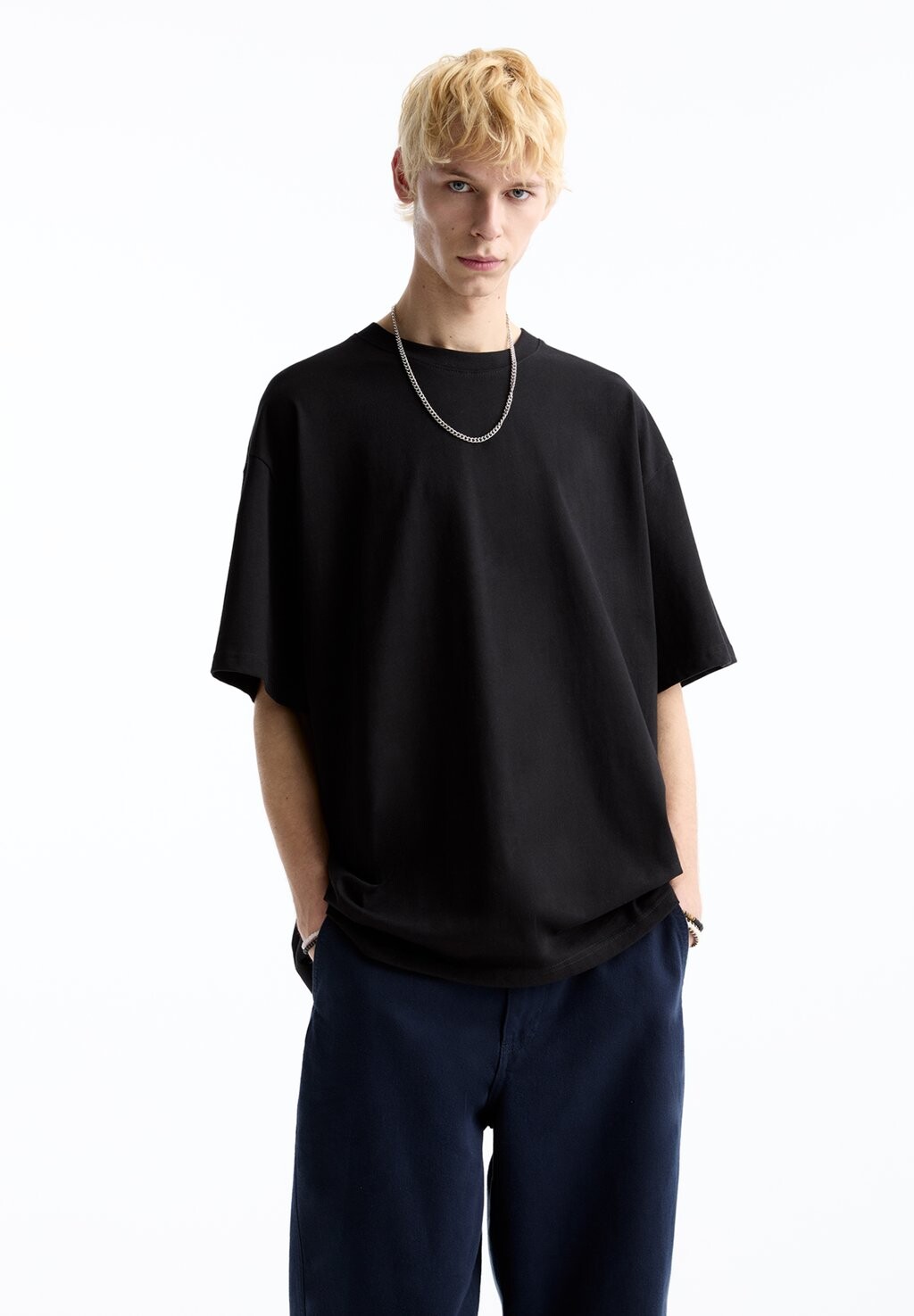 

Базовая Футболка HEAVY WEIGHT SHORT SLEEVE Pull&Bear, черный