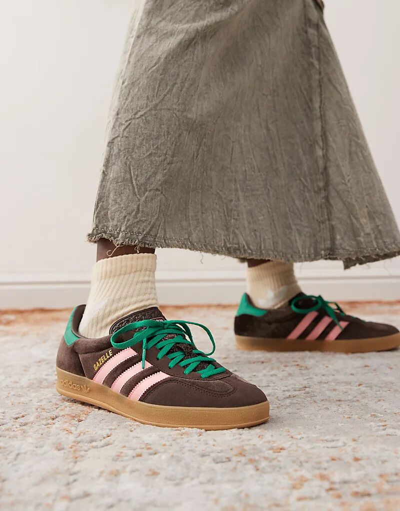 

Кроссовки Gazelle Indoor коричневого и розового цвета adidas Originals