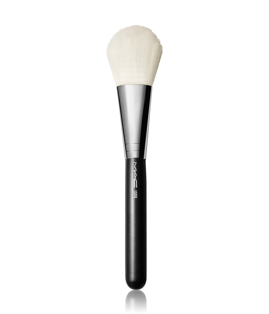 

Кисть для пудры MAC Brushes 135S Large Flat Powder, 1 шт.