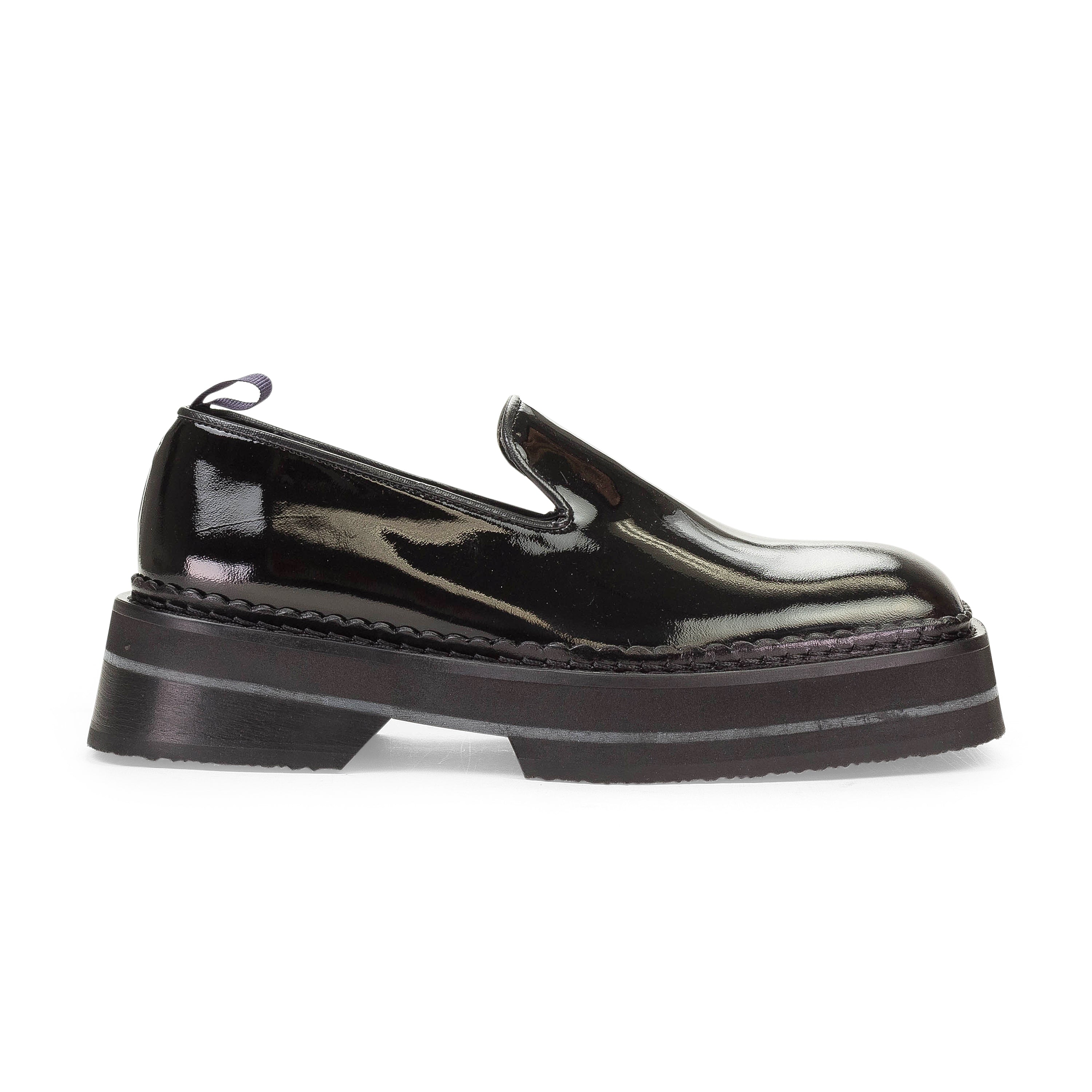 

BLACK BACCARAT PATENT LOAFERS EYTYS