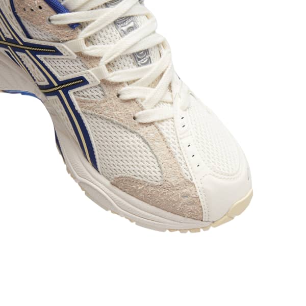 Энд Икс Нимбус 10.1 кроссовки Asics, снежно-белый и содалитово-синий — фото 4