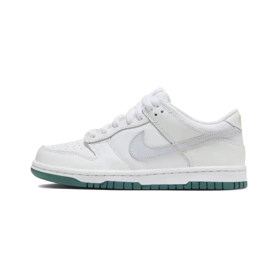 

Женские кроссовки для скейтбординга Nike Dunk, Light Green