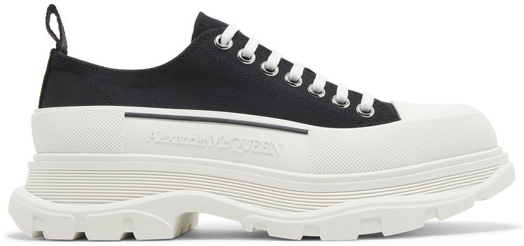 

Кроссовки Alexander McQueen Tread Slick Lace Up 'Black White', черный