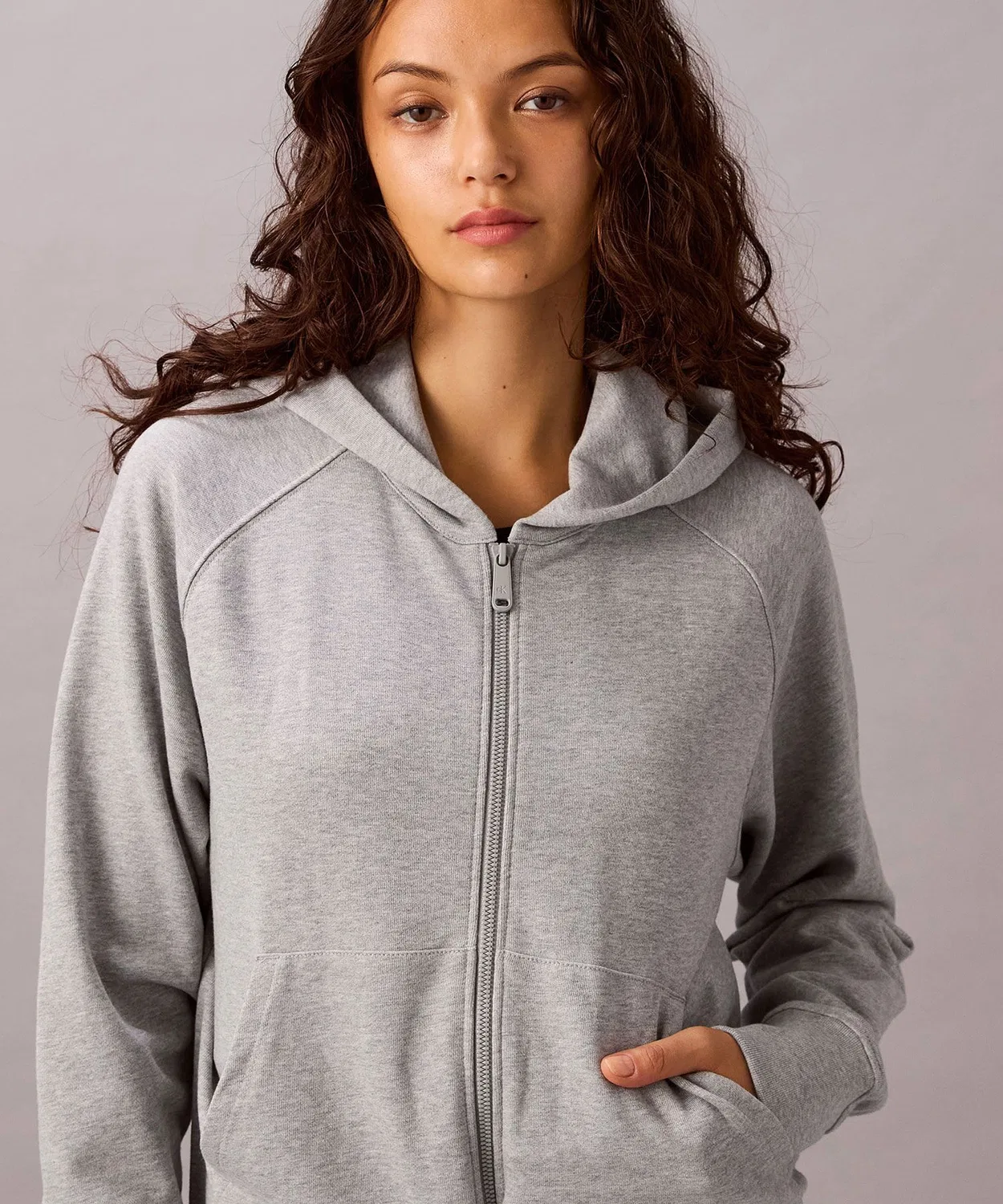 Флисовая кофта Calvin Klein Jeans с zip-застежкой, серая