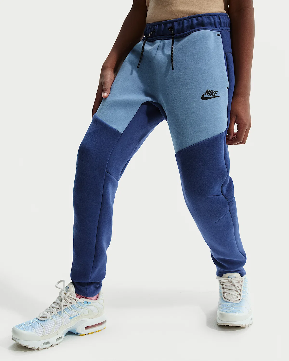 Джоггеры Nike Sportswear Tech Fleece для старших детей, Mystic Navy/Work Blue/Black/Black — фото 2