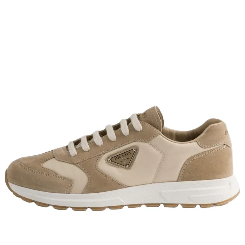 Кроссовки PRADA SS26 Prax из замши и нейлона цвета «пустынный слон» (Desert Ivory) 2EE455-LOW-F04CR, белый