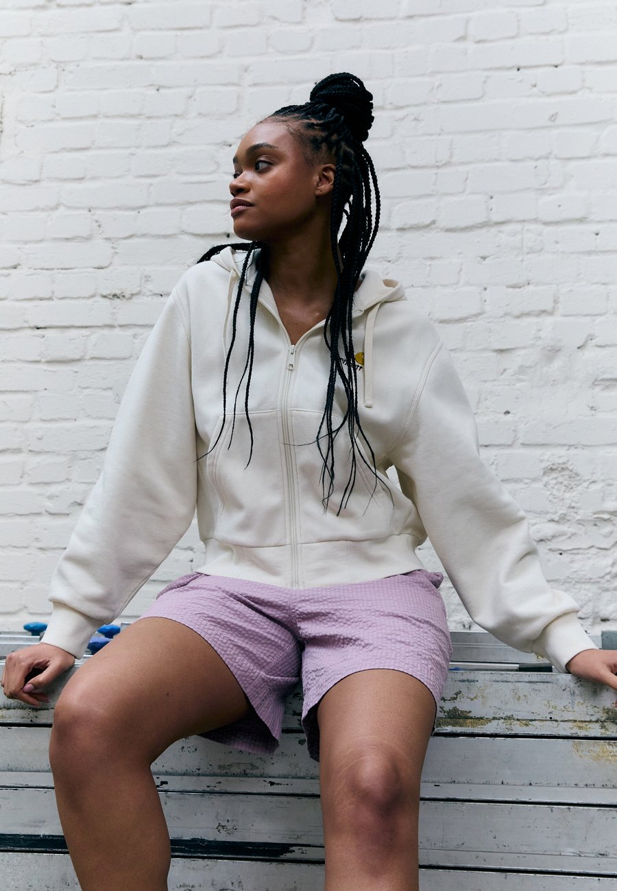 

Шорты Carhartt WIP TOLAND, Pink Fog/Multi-Coloured