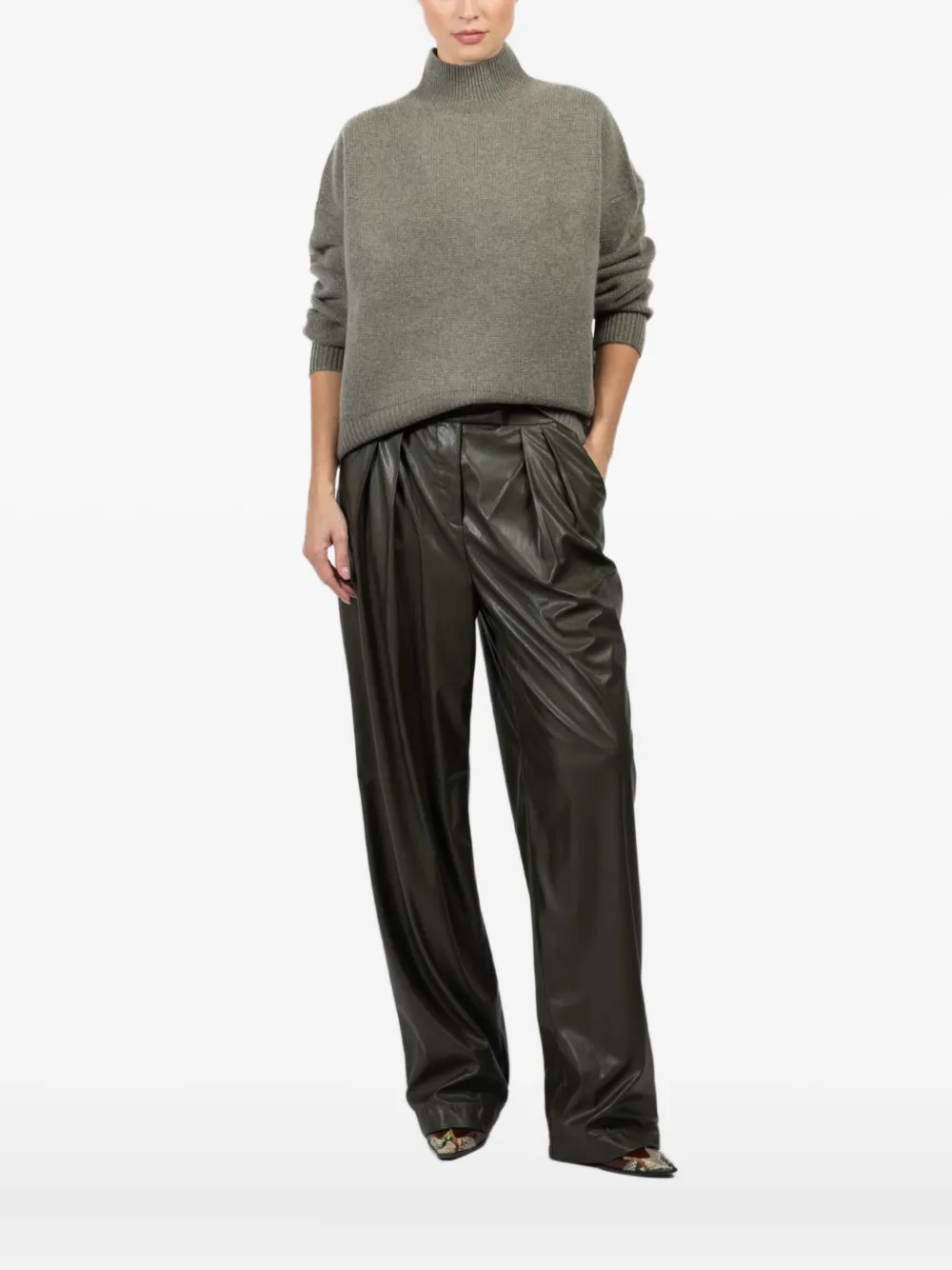 

Рифленый свитер с высоким воротником Le Kasha, серый