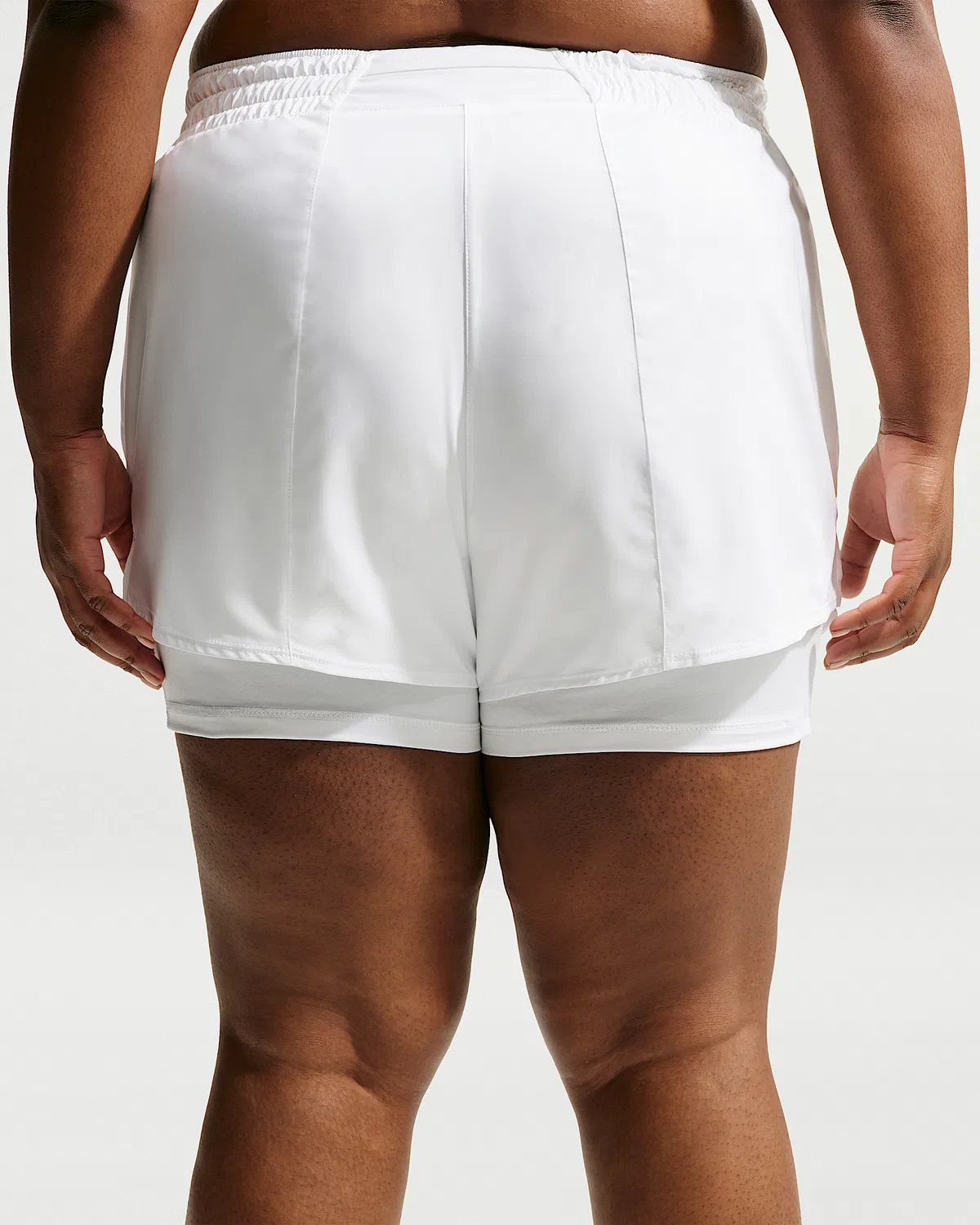 Женские шорты 2-в-1 с высокой посадкой, 3" (плюс размер) Nike Dri-FIT One, White/Black — фото 3