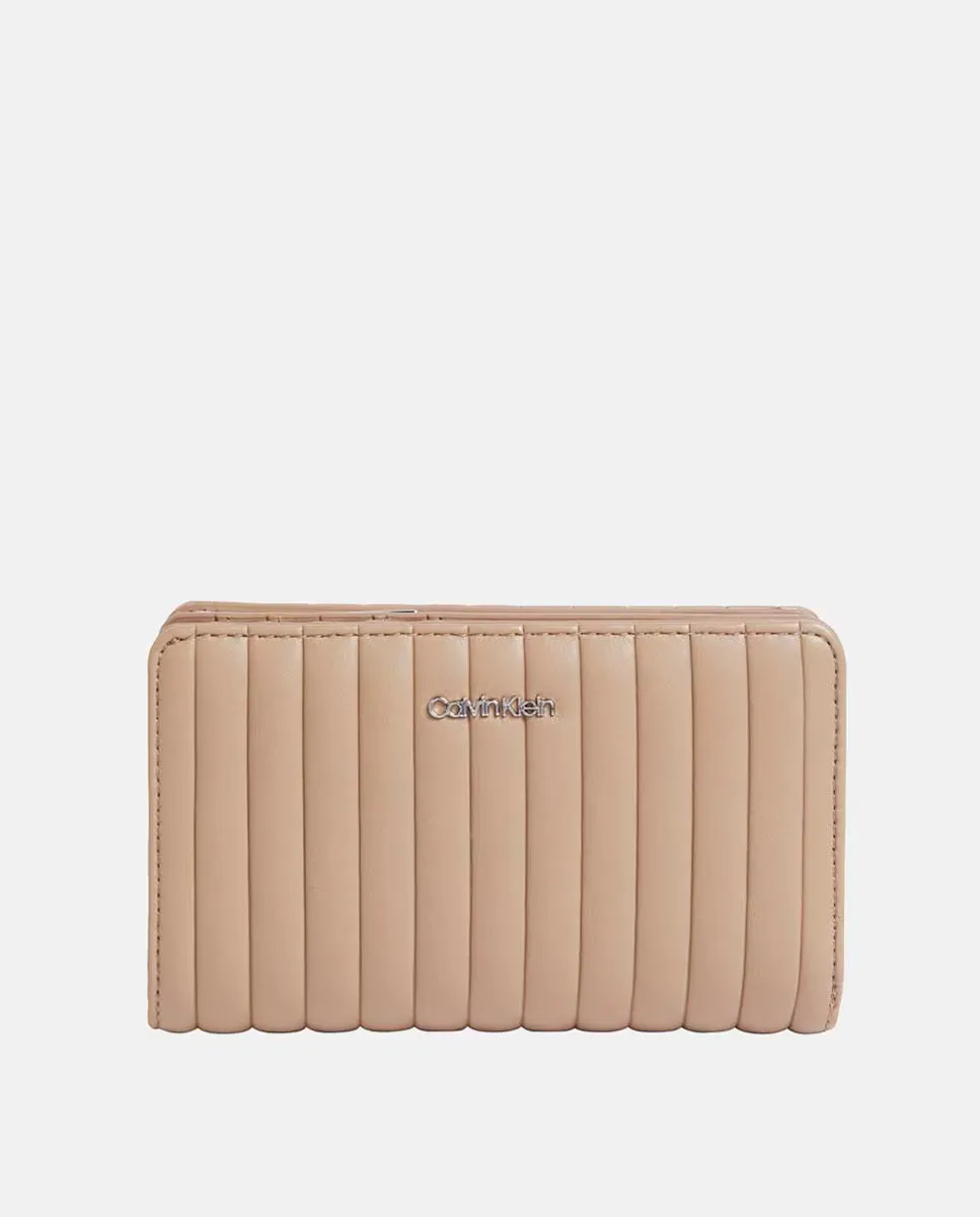 

Сложенный средний кошелек Calvin Klein, бежевый