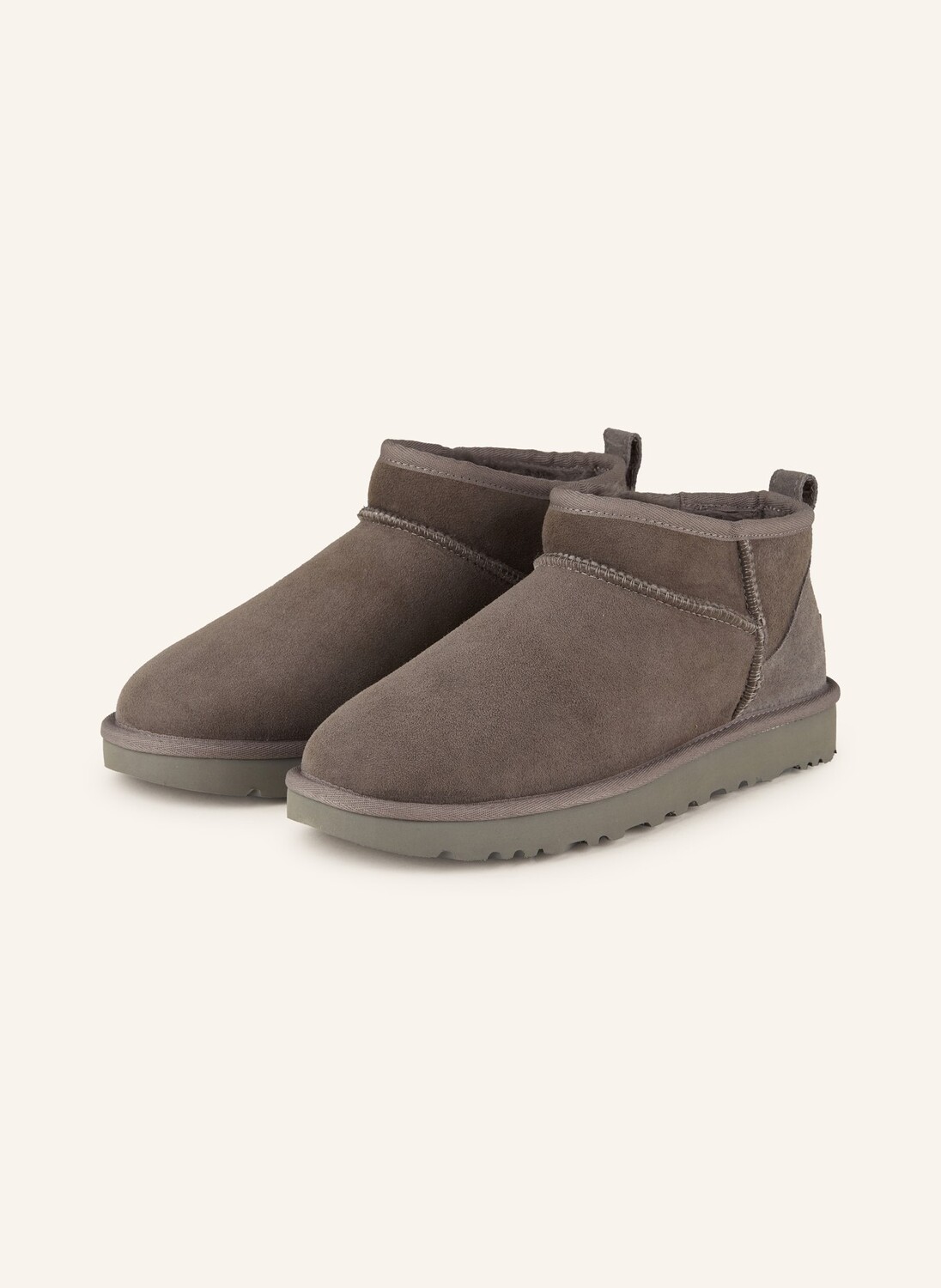 Ботинки классические UGG, серый