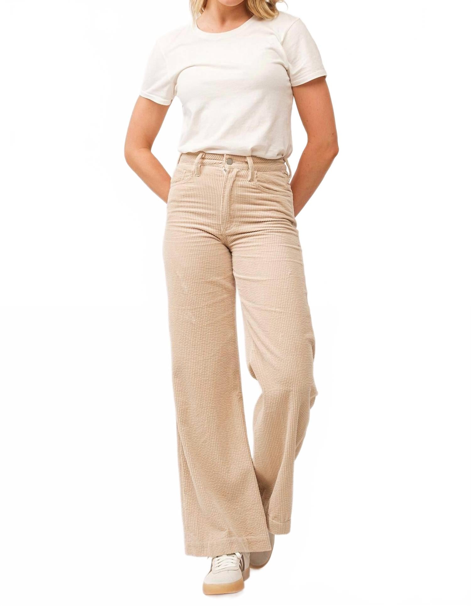 

Джинсы Fiona Super High Rise Wide Leg в пенной кремовой расцветке DEAR JOHN DENIM